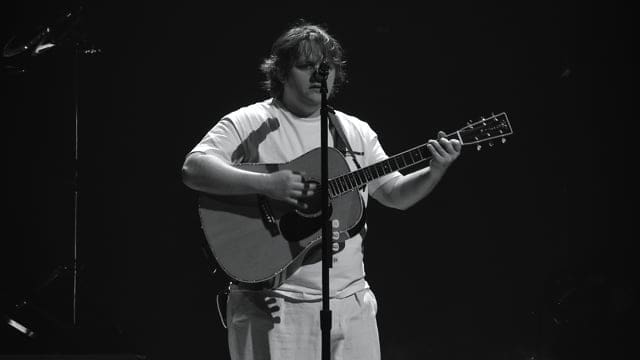 Lewis Capaldi – How I’m Feeling Now